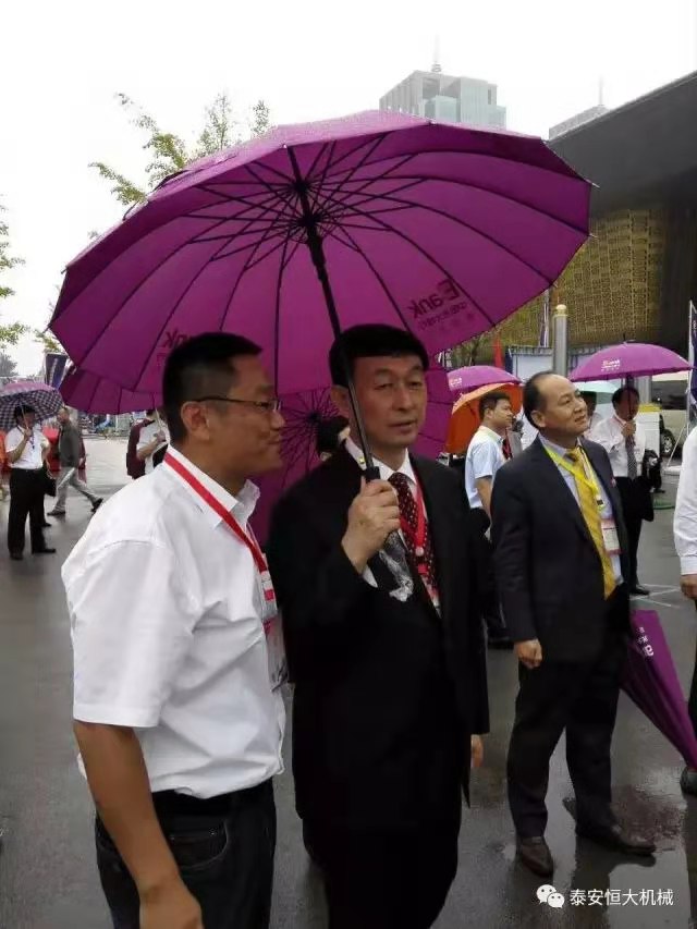 泰安恒大機械有限公司應(yīng)邀參加泰安市經(jīng)濟社會發(fā)展成果展 泰安恒大機械有限公司應(yīng)邀參加泰安市經(jīng)濟社會發(fā)展成果展