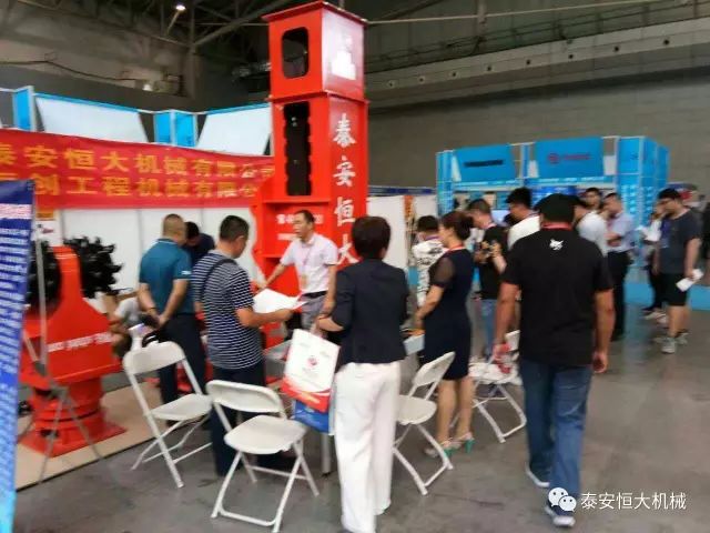 泰安恒大機(jī)械2017年度公路工程科技創(chuàng)新成果申報榮獲交通部二等獎 泰安恒大機(jī)械2017年度公路工程科技創(chuàng)新成果申報榮獲交通部二等獎